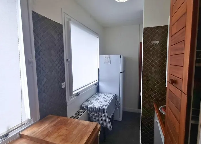 Familial, Lumineux, 200m 公寓 *